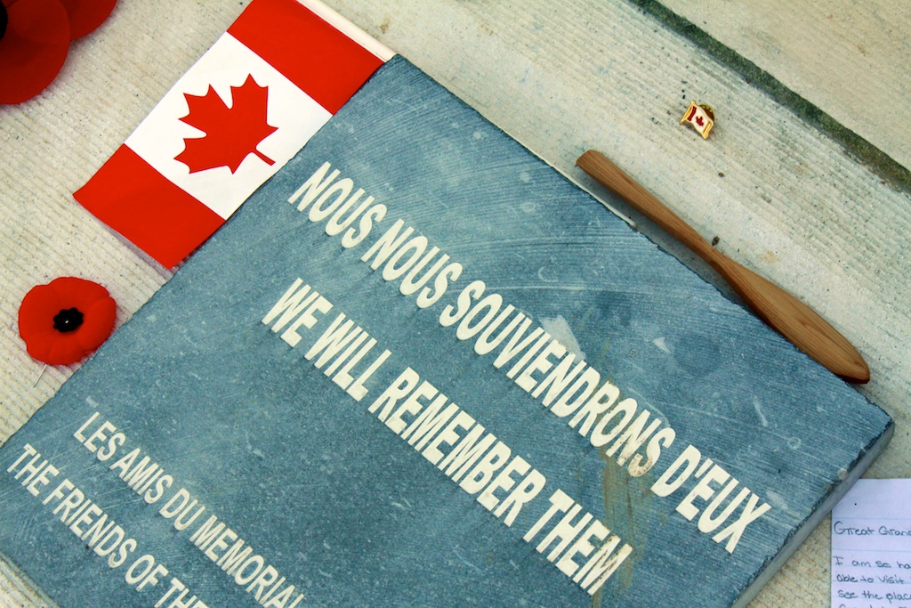 Plaque at the front